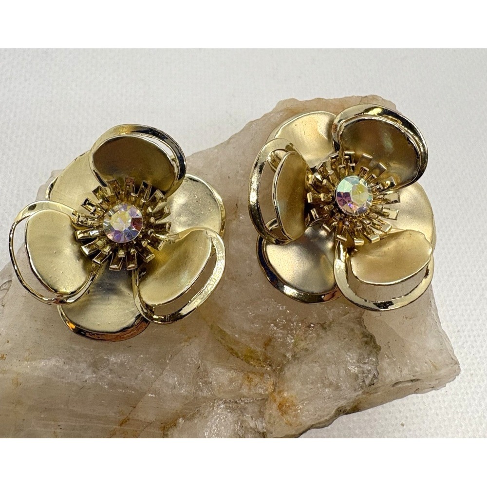 Vintage Gold Tone Flower Clip-On Earrings Aurora Borealis Rhinestone Center